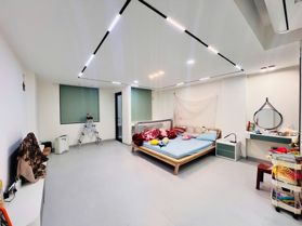 Bán Nhà Trần Quang Diệu. Đống Đa. 7 Tầng Thang Máy. Ô Tô. DT 56m2. MT 5.1m. Giá 29.7 Tỷ