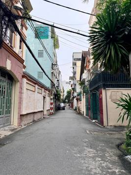 NHÀ HẺM XE HƠI 6M TẠI PHÚ NHUẬN - VÀI BƯỚC RA MẶT TIỀN - KHU VVIP - NHỈNH 8 TỶ.