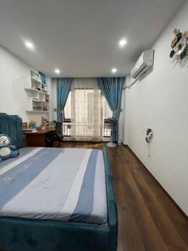 Bán nhà Cổ Nhuế 33m2, 5 tầng, ngõ thông, oto 20m, 7 tỷ hơn