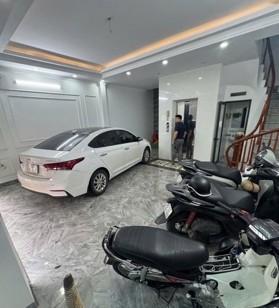 Bán nhà Vũ Tông Phan, Thanh Xuân, Gara Ô tô, Kinh doanh, Thang máy, 48m2, 17.5 tỷ