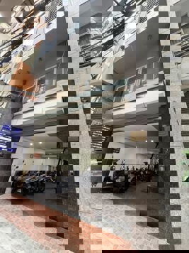 BÁN TÒA NHÀ PHỐ XÃ ĐÀN. 120M2 - 10 TẦNG. THANG MÁY. THÔNG SÀN.