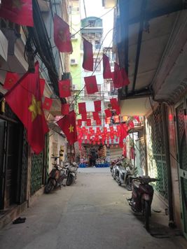 Bán nhà Nguyễn Phúc Lai - Ngõ thông - kinh doanh - 42m2 - hơn 13 tỷ - gần hồ, gần phố