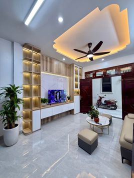 BÁN NHÀ ĐẠI TỪ, LÔ GÓC, VỊ TRÍ ĐẸP HIẾM, Ô TÔ RẤT GẦN, DT 33M2, GIÁ 8,3 TỶ