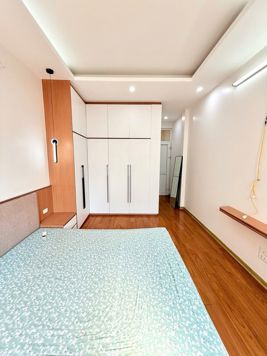 Bán nhà Doãn Kế Thiện, 35m2, 5T ngõ nông, oto tránh 20m 9 tỷ hơn