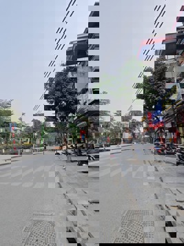 BÁN NHÀ ĐƯỜNG KIM GIANG. 120M2 - 2 TẦNG. TRƯỚC NHÀ 3 Ô TÔ TRÁNH.