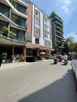 BÁN TÒA NHÀ PHỐ TÔ NGỌC VÂN. TÂY HỒ. 165M2 XÂY 10 TẦNG. THANG MÁY. 