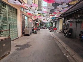 Bán Nhà Cầu Giấy - Ngõ Thông - Phân Lô Kinh Doanh - 20m Ra Phố - Giá hơn 8 tỷ