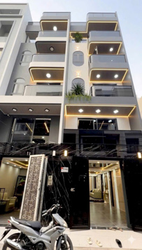 Cực Phẩm mới hoàn thiện Full nội thất cao cấp Thị Trấn Nhà Bè. Giá 7,95 tỷ.