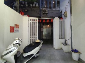 Bán nhà Nguyễn Phúc Lai_sân riêng cổng riêng_ngõ thông ba gác_45m2_giá chào 13,5 tỷ