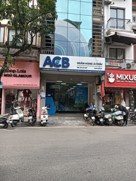 Bán nhà mặt phố Quang Trung, tp Uông Bí, DT 185m2 MT 6.6m, Văn phòng hoặc Kinh doanh, 16.2 tỷ