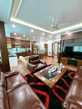 Bán Nhà Nguyễn Thị Định. Cầu Giấy. Thang Máy. Lô Góc. Ô Tô. DT 108m2. MT 7.5m. Giá 44.6 Tỷ.