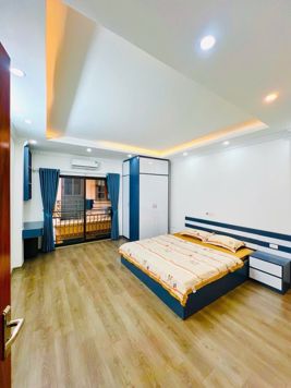 Nhà Đẹp Phạm Văn Đồng, 40m x 6T, Thang máy,  Lô góc,  Ngõ thông, Ô tô,  Full NT, 10,5 Tỷ