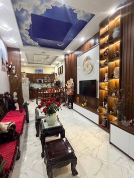 🏠 NHÀ ĐẸP TRẦN ĐẠI NGHĨA – 55M² – 4PN – Ô TÔ – NGÕ THÔNG – HIẾM NHÀ BÁN-16,8 TỶ