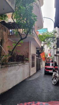 BÁN NHÀ ĐƯỜNG NGUYỄN NGỌC NẠI. 100M2 - 3 TẦNG. MT 12M, GARA Ô TÔ.