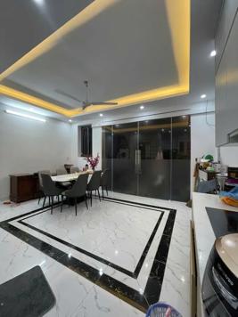 BÁN NHÀ MINH KHAI – TRƯƠNG ĐỊNH | 34M² – 5 TẦNG THANG MÁY | MT 5.5M | GIÁ 9.2 TỶ 🔥