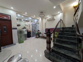 NHÀ ĐẸP ĐÓN TẾT A/C ƠI - Hàng xóm K300, ngang 4,5m, 4 tầng BTCT - xe hơi đỗ cửa - 7 tỷ.