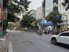 Nhà mặt phố VIP tại phố Huế, quận HBT, kinh doanh đỉnh, tiện tích vô vàn, dân trí cao