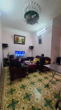 Bán Nhà Tây Sơn. Đống Đa. Lô Góc. Ô Tô. DT 70m2. MT 8.6m. 4 Tầng. Giá 22.8 Tỷ.