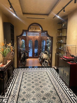 Bán nhà mặt phố Bà Triệu,Hà Đông 50m2, 5 Tầng, Giá 18 tỷ +