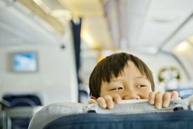 Thực hiện Ủy quyền mang con đi nước ngoài: Mẫu Giấy ủy quyền và các quy định cần nắm rõ