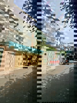 NGUYỄN TRỌNG TUYỂN GIAO NGUYỄN VĂN TRỖI - 80M2 3 TẦNG, NGANG 6M, XE HƠI ĐỖ CỬA - 11 TỶ.