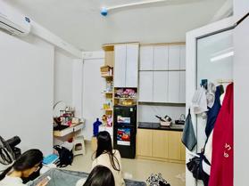 Bán Nhà Đại La. Hai Bà Trưng. DT 47m2. MT 4.1m. 5 Tầng. Giá 12.2 Tỷ