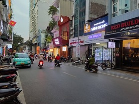 Siêu phẩm 3T có 102 phố Mai Hắc Đế, quận HBT, nhà đẹp, thiết kế hiện đại, full nội thất