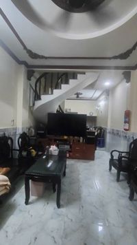 Bán nhà đẹp Nguyễn Tư Giãn 3 tầng 72m2(4*18) xe hơi thông gần Emart Phan Huy Ích chỉ 7.5 tỷ.