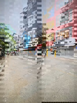 BÁN TÒA NHÀ CHDV ĐƯỜNG NGUYỄN LÂN. THANH XUÂN. 7 TẦNG. THANG MÁY. 18 PHÒNG.