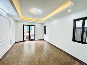Bán nhà Xuân Đỉnh, 35m2, 5 tầng, thang máy, xây mới, ở ngay 9 tỷ nhỉnh