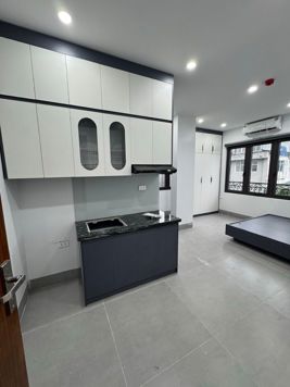 Bán Tòa siêu Khủng Trịnh Văn Bô, 95m2, 8 tầng, thang máy, lô góc, oto tránh, vỉa hè, KD