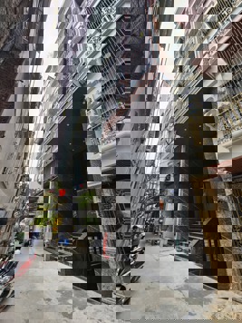 BÁN TÒA NHÀ CHDV PHỐ CHÙA LÁNG. ĐỐNG ĐA. 110M2 - 10 TẦNG. THANG MÁY. 32 PHÒNG.