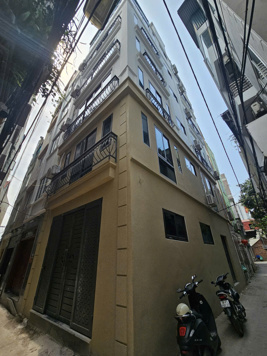 Bán nhà vị trí siêu đẹp mới cứng, căn góc 7 tầng, 10 phòng tăng trưởng siêu tốt 