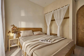 Căn hộ chung cư 120m2 giá 9 tỷ tòa Trung Yên 1, ngã tư Trung Kính - Vũ Phạm Hàm sửa được 4 ngủ