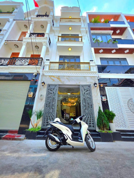 Bán nhà mới hoàn thiện hẻm 7m Huỳnh Tấn Phát, Nhà Bè, Dt 4,2 x13m, 3 lầu, ST