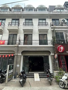 BÁN NHÀ LIỀN KỀ NGÕ 67 ĐƯỜNG PHÙNG KHOANG. 90M2 - 4 TẦNG. KINH DOANH.