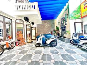 BÁN NHÀ MẶT PHỐ TÂN MAI. HAI BÀ TRƯNG. 180M2 - 3 TẦNG. KINH DOANH.