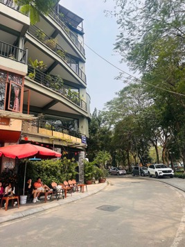 BÁN NHÀ MẶT PHỐ QUẢNG KHÁNH. TÂY HỒ. 180M2 - 6 TẦNG. KINH DOANH.