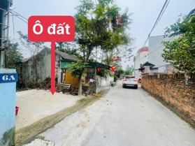 Chính chủ bán gấp lô đất đẹp thôn Gẩy, Định Trung, Vĩnh Yên DT100m MT5m nở hậu sẵn sổ giá 2,15 tỷ.