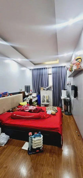 Hiếm nhà đẹp 4 tầng mặt phố Quang Trung, 30m2, mặt tiền rộng 3m, vị trí đẹp, kinh doanh sầm uất