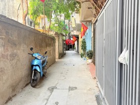 LÔ GÓC KIM NGƯU –MỚI – THANG MÁY – MT 6.8M – Ô TÔ SÁT CỬA – 41M² 5 tầng. 13.5 Tỷ