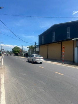 Bán nhà xưởng & đất trống mặt tiền hùng vương xã long thọ ngay kcn nhơn trạch & cảng phước an