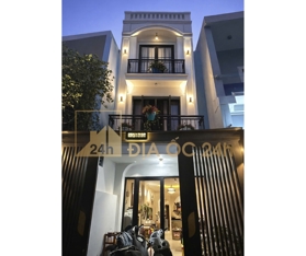 BÁN NHÀ ĐIỆN BIÊN PHỦ, QUẬN 10– KHU VƯỜN LÀI–NHÀ ĐẸP–3 TẦNG–DT 60M² – FULL NỘI THẤT – GIÁ 9.8 TỶ TL