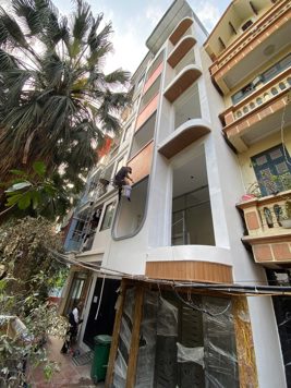 BÁN TÒA NHÀ CHDV PHỐ CỰ LỘC. 60M2 - 6 TẦNG. THANG MÁY. 10 PHÒNG KHÉP KÍN.