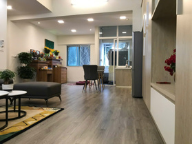 1 CĂN DUY NHẤT 3 phòng ngủ mặt phố Vũ Phạm Hàm full nội thất giá 5,5 tỷ. Liên hệ: 0988669892