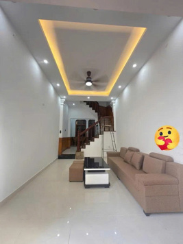 Hiếm nhà đẹp 4 tầng mặt phố Nguyễn Viết Xuân, 34m2, mặt tiền 3.3m, 2 mặt đường, kinh doanh,