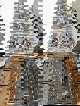 BÁN TÒA NHÀ CHDV ĐƯỜNG GIÁP NHẤT. 90M2 - 8 TẦNG. THANG MÁY. 22 PHÒNG KHÉP KÍN.