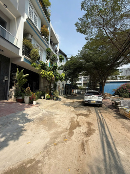 BÁN NHÀ BÌNH THẠNH - ĐƯỜNG 12m DẶNG THÙY TRÂM - GẦN ĐH VĂN LANG - 4x18m, 4 TẦNG, 4PN 5WC - 15 TỶ TL