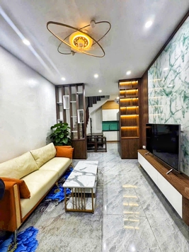 NHỈNH 7 TỶ CÓ NHÀ TÂY HỒ - 5 TẦNG MỚI VỀ Ở NGAY- FULL NỘI THẤT- CÁCH Ô TÔ 5M. GẦN MẶT PHỐ