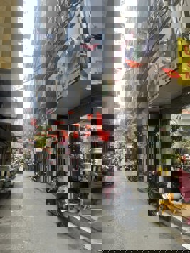 BÁN NHÀ MẶT NGÕ KINH DOANH ĐƯỜNG THÁI THỊNH. 4 TẦNG. Ô TÔ ĐỖ CỬA.